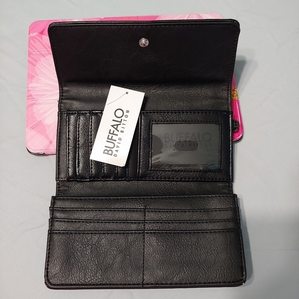 Buffalo David Bitton Wallet - Picture 4 of 5